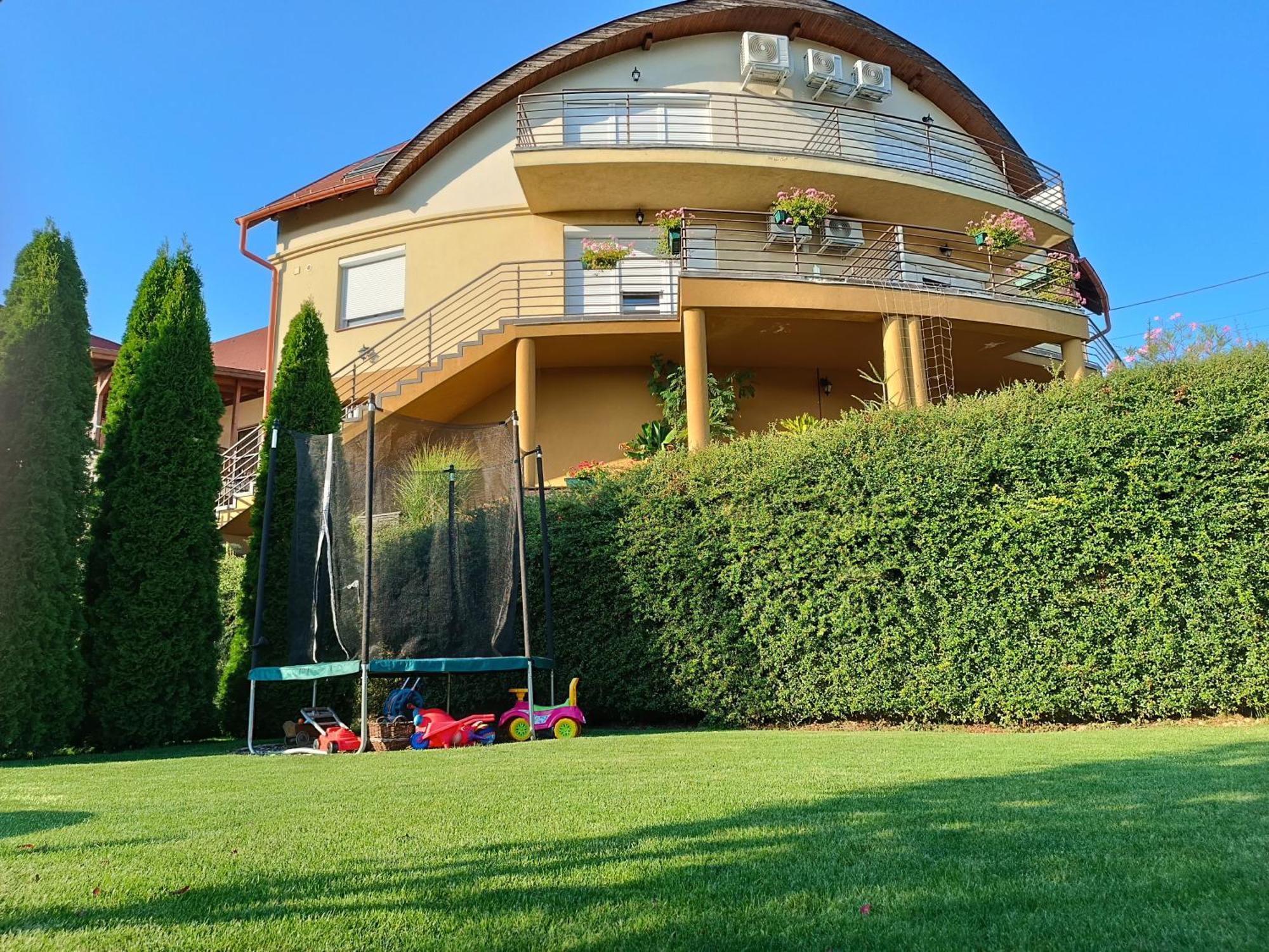 Koekeny Apartman Bogacs Luaran gambar